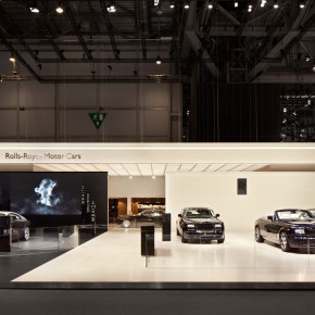 Rolls-royce展厅到底用了哪种灯 Rolls-royce展厅到底用了哪种灯