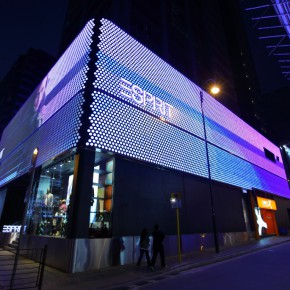 ART+COM给香港ESPRIT旗舰店披上数字皮肤 ART+COM给香港ESPRIT旗舰店披上数字皮肤