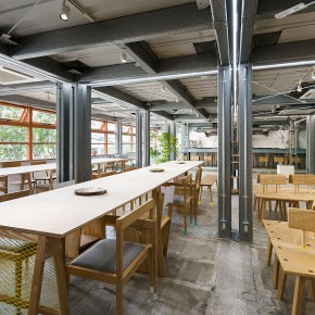 快来围观日本的WeWork:废弃仓库改造的大型共享办公空间 快来围观日本的WeWork:废弃仓库改造的大型共享办公空间