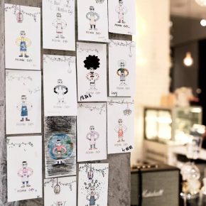 这家神秘的咖啡店,有人专门来这画了幅画 这家神秘的咖啡店,有人专门来这画了幅画