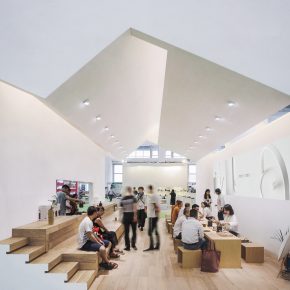 他们在茶博会上造了一个公共客厅 他们在茶博会上造了一个公共客厅