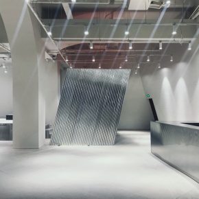 将音乐化为流动的空间,这样的livehouse谁不想来? 将音乐化为流动的空间,这样的livehouse谁不想来?