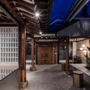建在传统韩屋里的咖啡馆,带你一秒穿越回80年代! 建在传统韩屋里的咖啡馆,带你一秒穿越回80年代!