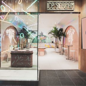 高颜值冰激凌店向你展示最独特的冰激凌制作过程! 高颜值冰激凌店向你展示最独特的冰激凌制作过程!