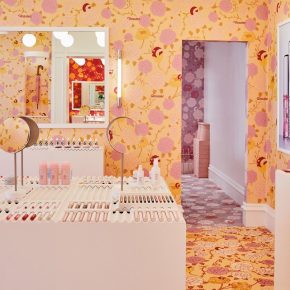 美妆店遇上碎花元素,少女心真的藏不住了! 美妆店遇上碎花元素,少女心真的藏不住了!