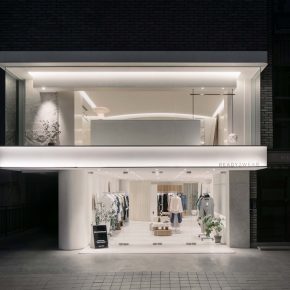 纯白服装店搭配极简风,颜值气质瞬间拉满 纯白服装店搭配极简风,颜值气质瞬间拉满