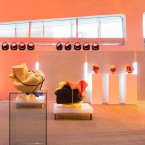 韩国这个美妆品牌用海绵造了一个有趣的展览 韩国这个美妆品牌用海绵造了一个有趣的展览